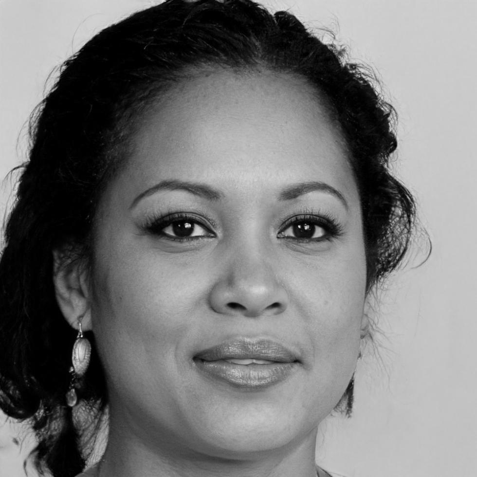 Sarah Chen, Analista Financiera Senior